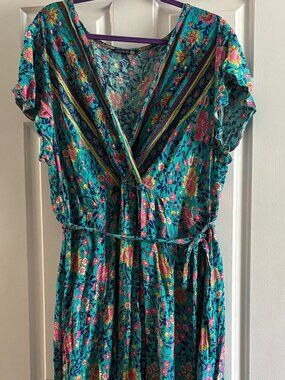 Bloomchic Maxi Floral Dress NWOT